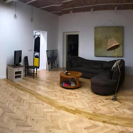 Apartment Cozy On Karpatska