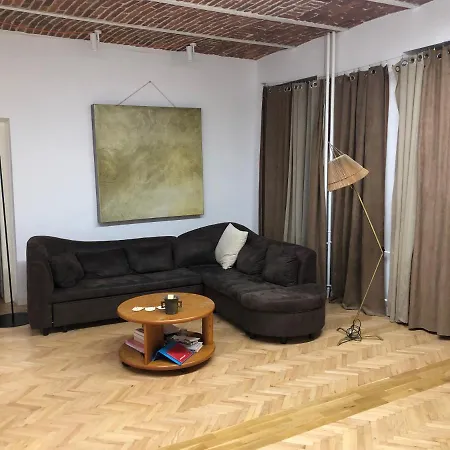 Cozy On Karpatska Apartment